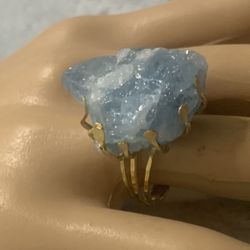 💎 18k Gold Rough Cut Blue Stone Ring