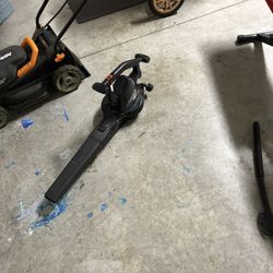 Leaf Blower