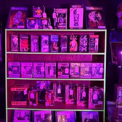 Horror Comics, Funkos & Memorabilia