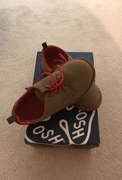 Used boys Oshkosh shoes