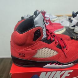 Jordans, Jordan Size 11-12