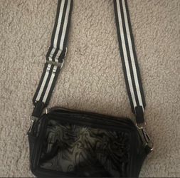 Women’s Black crossbody bag