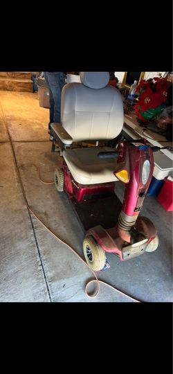 Ride on scooter and hitch that goes on your car make me a offer
