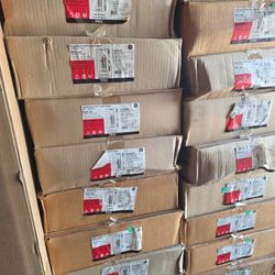 200 Amp Load Center PLM3220C. General Electric. New