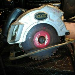 GMC Redeye 7 1/4 In. Circular Saw