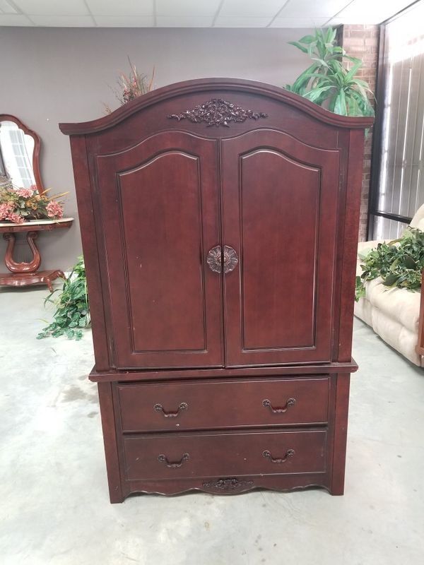 Tv Stand Wardrobe For In Houston Tx Offerup
