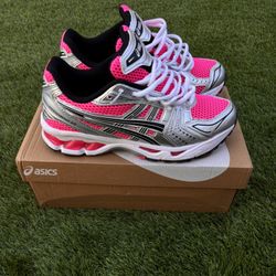 ASICS Gel-Kayano 14 Pink. Size 8.5. 