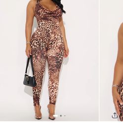 Fashion Nova Leopard Jumpsuit Size Small