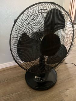 Black Oscillating Table Fan