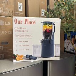 Our place fruit  juicer