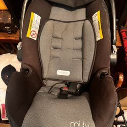 Muv Baby Infant Car seat Brand New
