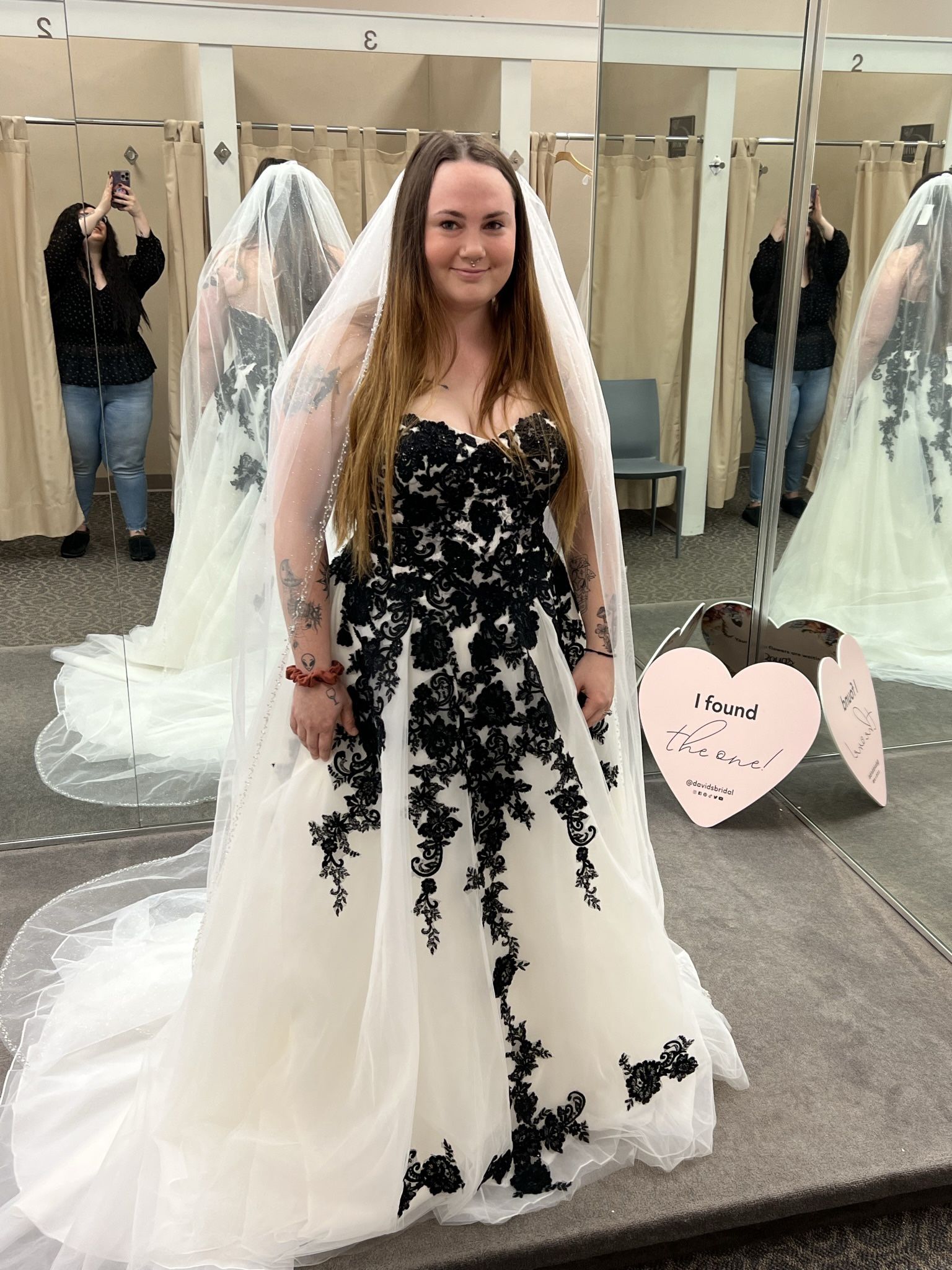 Wedding Dress Never Worn