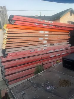 Escaleras de 10 pies de fibra de vidrio buenas condiciones $165 cada una