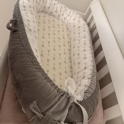 Baby Lounger Pillow 