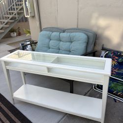 TV Table 