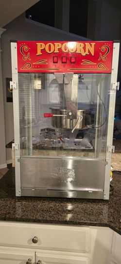 Great Northerner  16 ounce Popcorn Machine