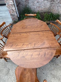 Vintage Ethan Allen Dining Table & 6 Windsor Chairs - 7 Piece Set