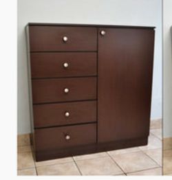 Manchest /tall chest /wardrobe /dresser