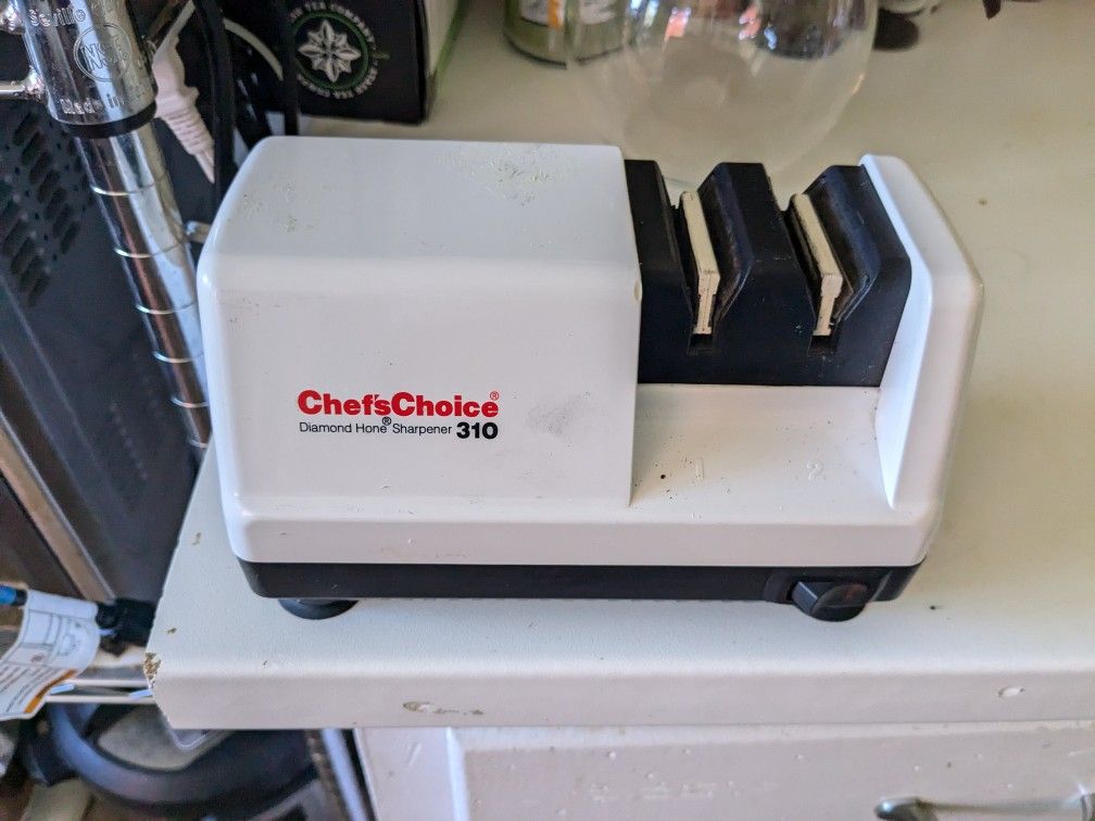 Chef's Choice 310 Knife Sharpener