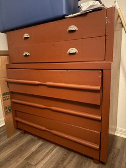 Wood dresser
