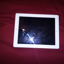 iPad 2 (32 GB) (White) Used