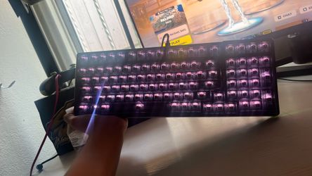 AULA gaming keyboard
