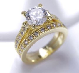 New 18 k yellow gold wedding ring set engagement ring