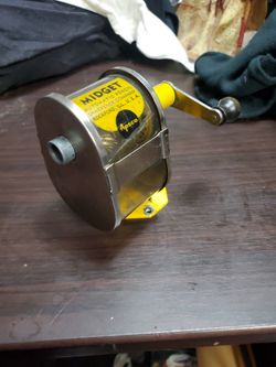 Apsco Midget Crank Pencil Sharpeners Yellow Rockford IL USA Vintage
