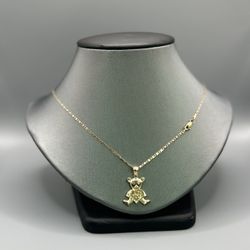 10 Kt Gold Valentino Chain & Teddy Bear Pendant 