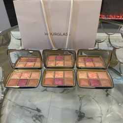 Hourglass ambient lighting edit unlocked - FOX  FIRM PRICE ! $130 EAXH ! 🦊🧡