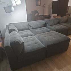 Sectional Couch With Ottoman