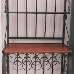 Black Wrought Iron Bakers/ Wine Rack