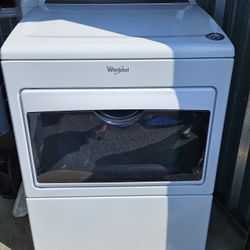 Almost New Dryer Best Offer