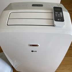 LG Portable Air Condition Very Clean ,works Great