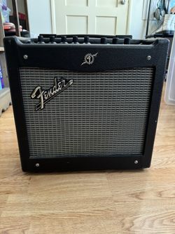 Fender Mustang 1 (v.2) Guitar Amp