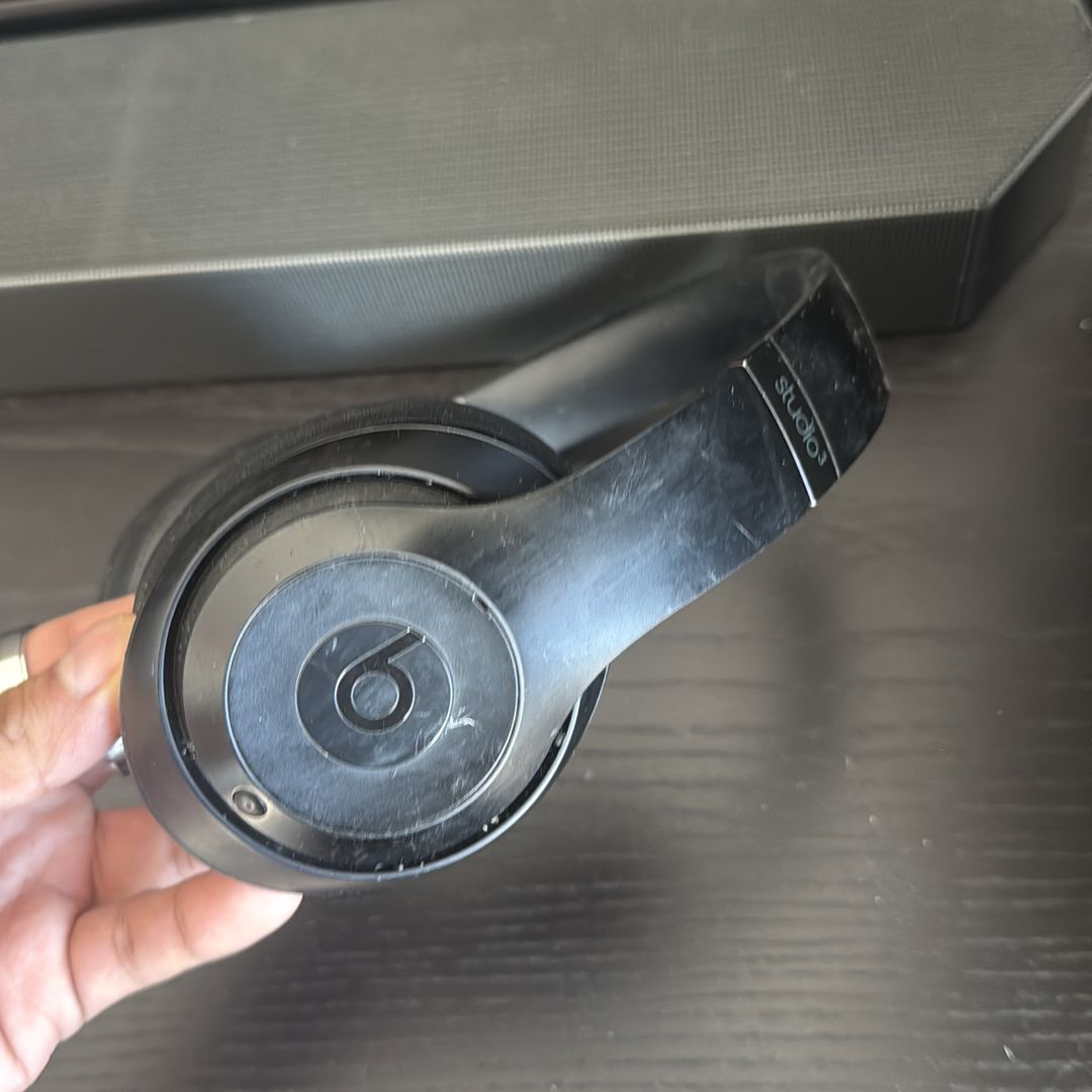 Beats Studio 3 wireless