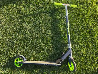 Kids scooter