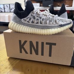Yeezy 350 V2 CMPCT Panda