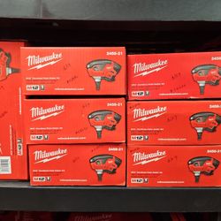 Milwaukee
M12 12-Volt Lithium-Ion Cordless Palm Nailer Kit with One 1.5Ah Battery, Charger and Tool Bag