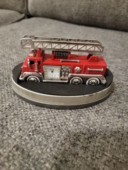 Vintage Limites Edition Fossil Fire Truck Clock F-54