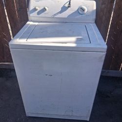 Lavadora Trabaja Muy Bien La Estoy Vendiendo En Buen Precio 