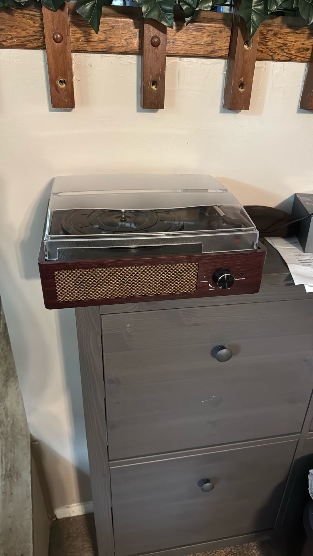 Bluetooth Vinyl Record Player,3-Speed Turntable with Stereo Speakers