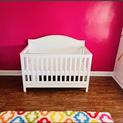Brand new crib!