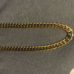 14kt 16MM 20 Inch Cuban Chain..