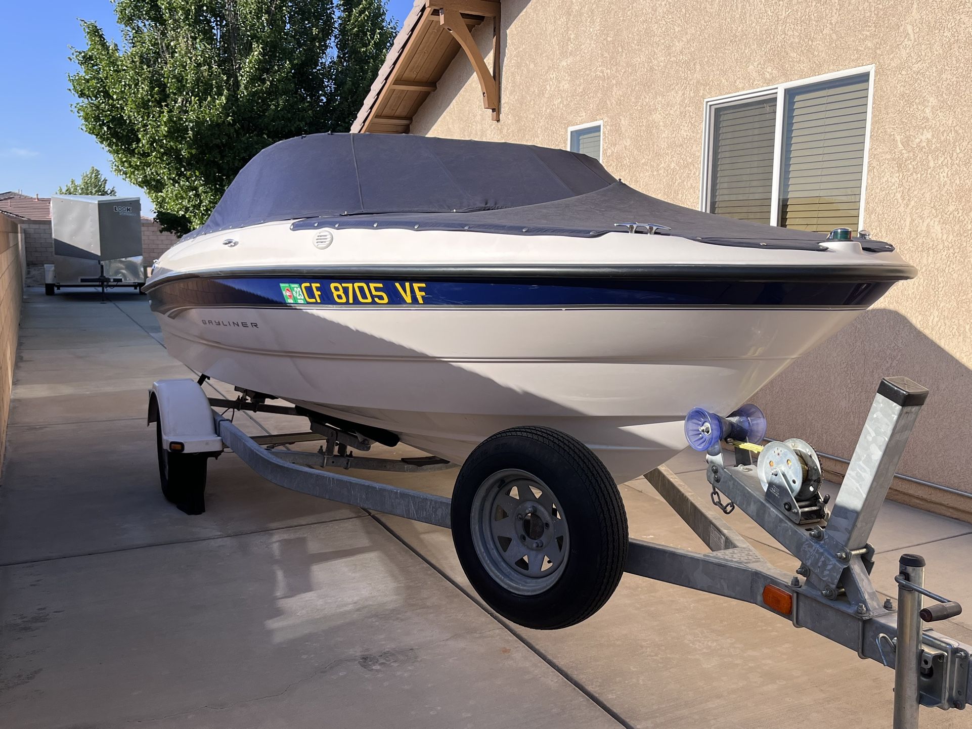 2003 Bayliner Capri