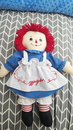 RaggedyAnn doll