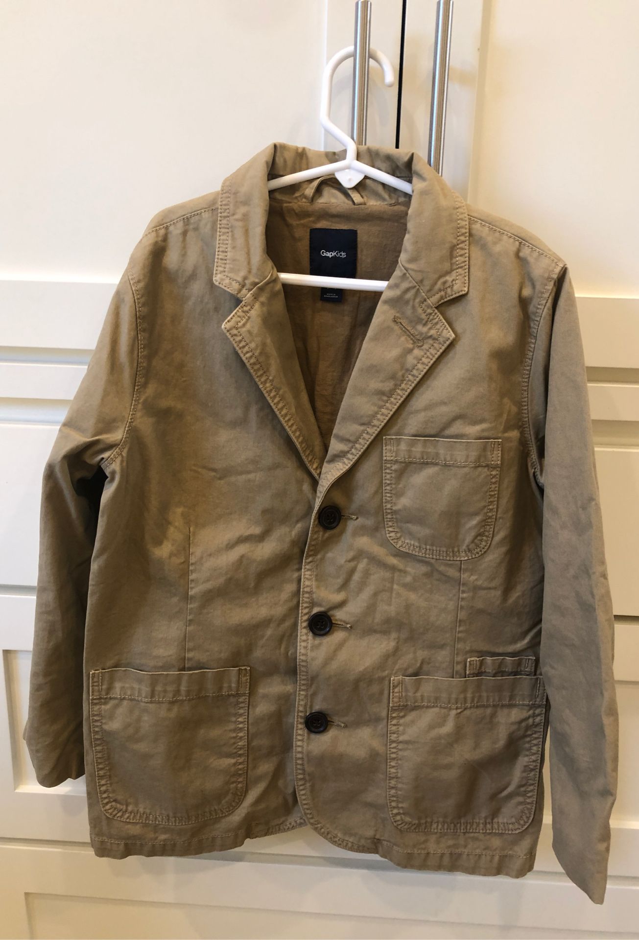 Gap boys khaki jacket in size 6-7