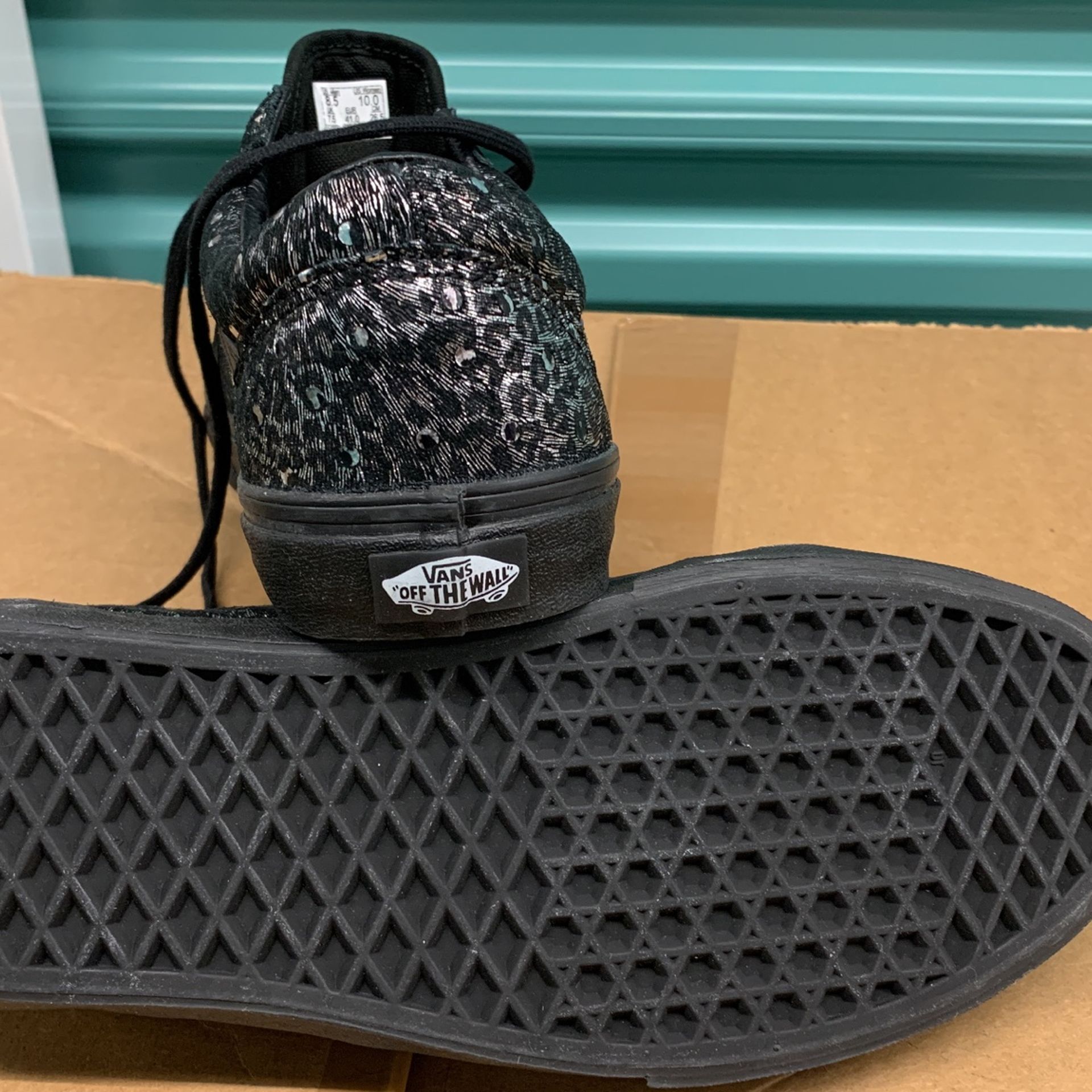 Vans Shoes Sneakers Sz 8.5 Men Sz 10 Women  & Accessories