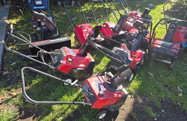 Unknown condition of Snow Blowers for sale all together must go