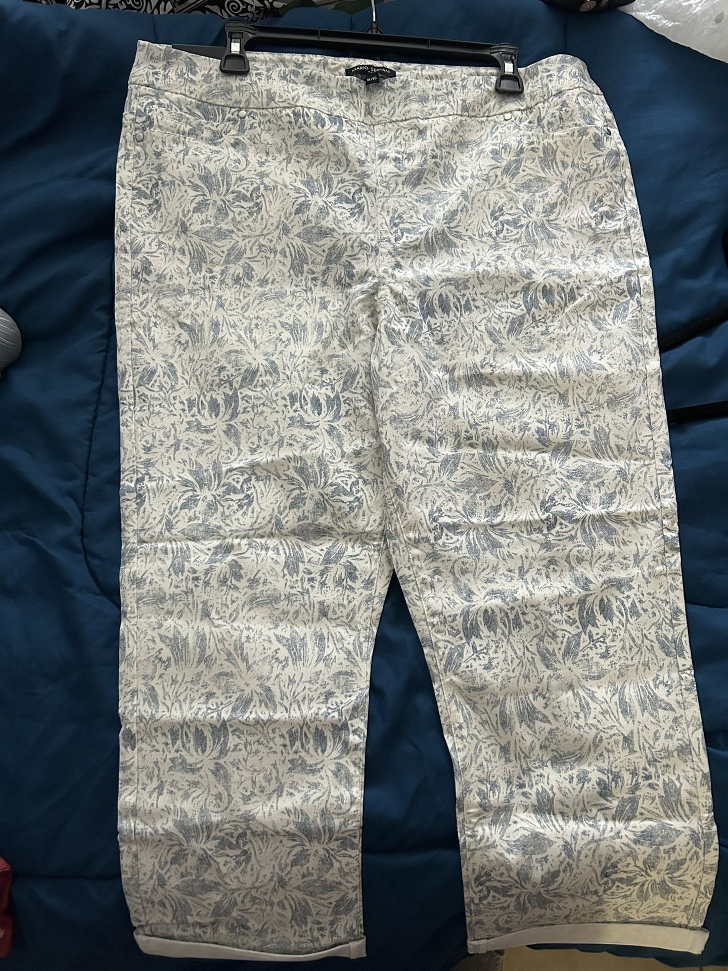 Capri Pants XL